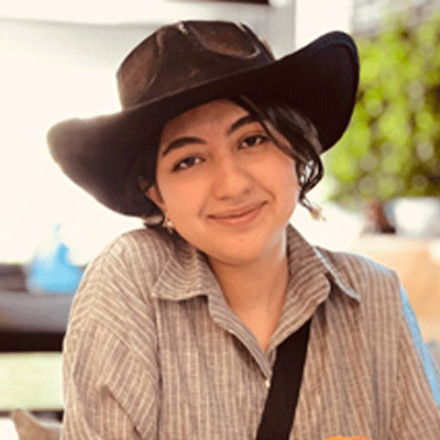 پرنیا قاسمی رتبه 13 کشوری